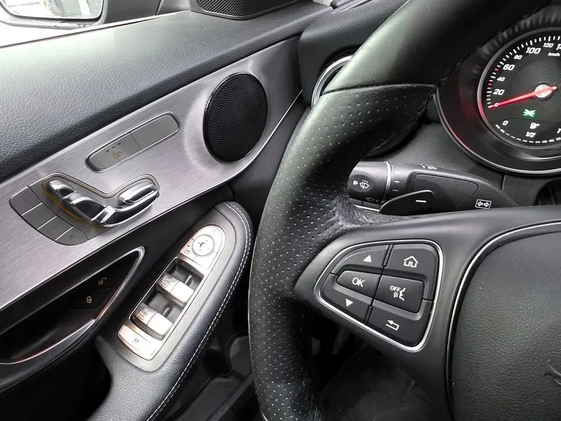Mercedes-Benz C 200 Avantgarde, снимка 17 - Автомобили и джипове - 55952077