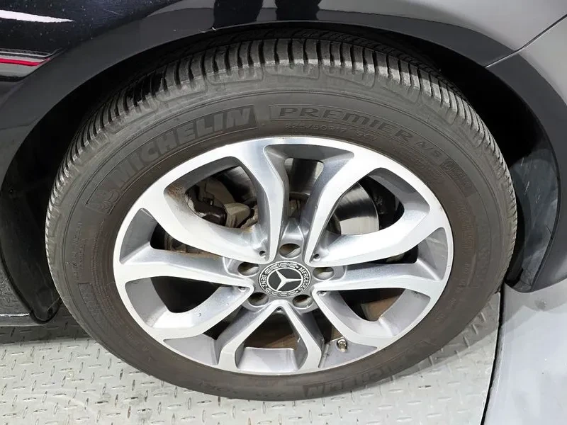 Mercedes-Benz C 200 Avantgarde, снимка 5 - Автомобили и джипове - 55952077