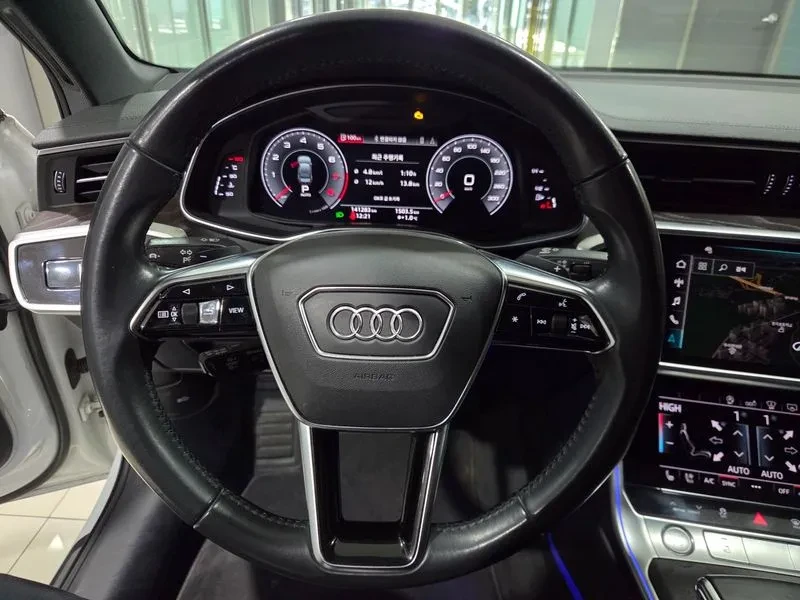 Audi A6, снимка 12 - Автомобили и джипове - 56293772