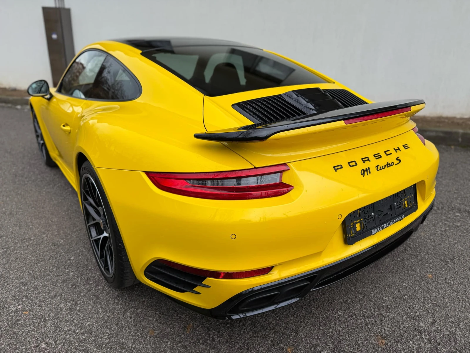 Porsche 911 TURBO S  - изображение 5