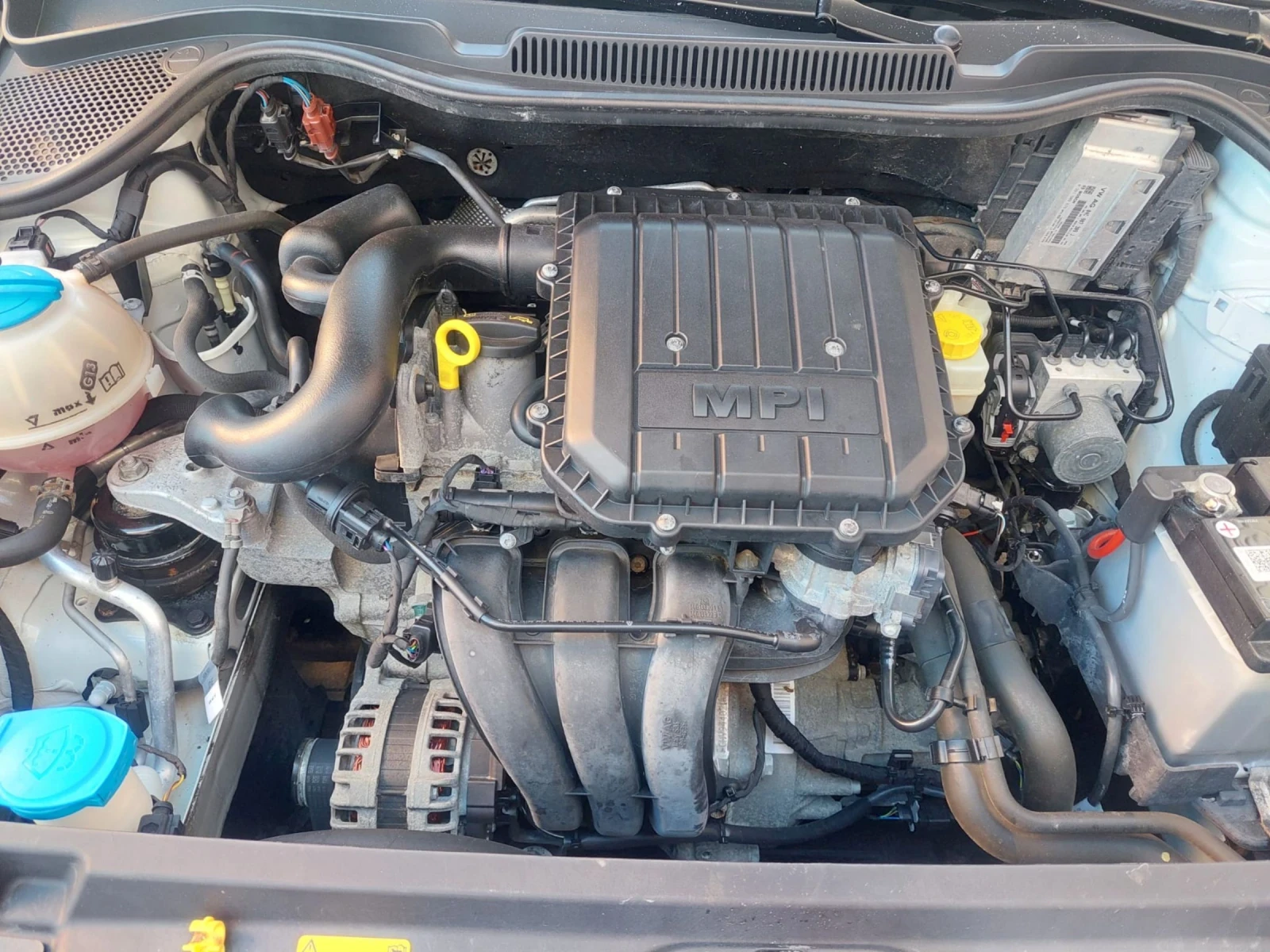 VW Polo 1.0 MPI 132000км | Mobile.bg — изображение 16