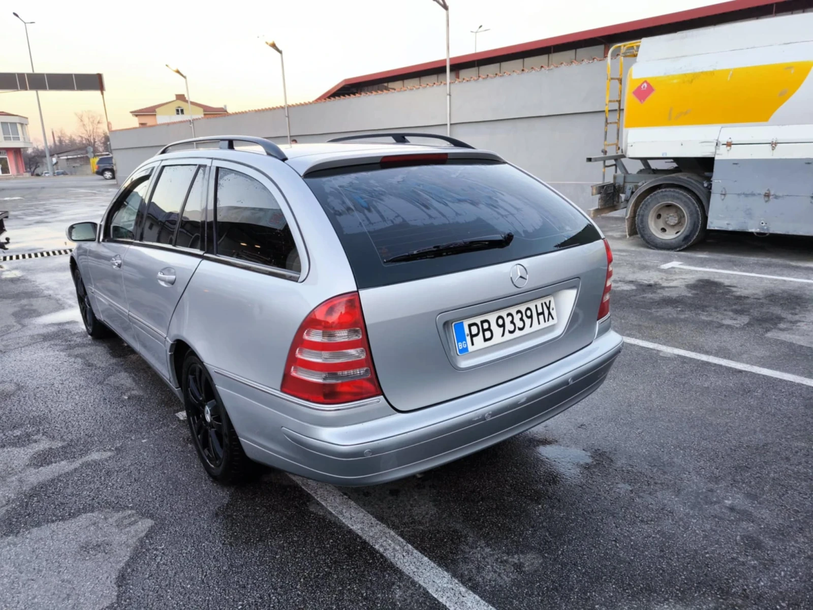 Mercedes-Benz C 180  - изображение 5