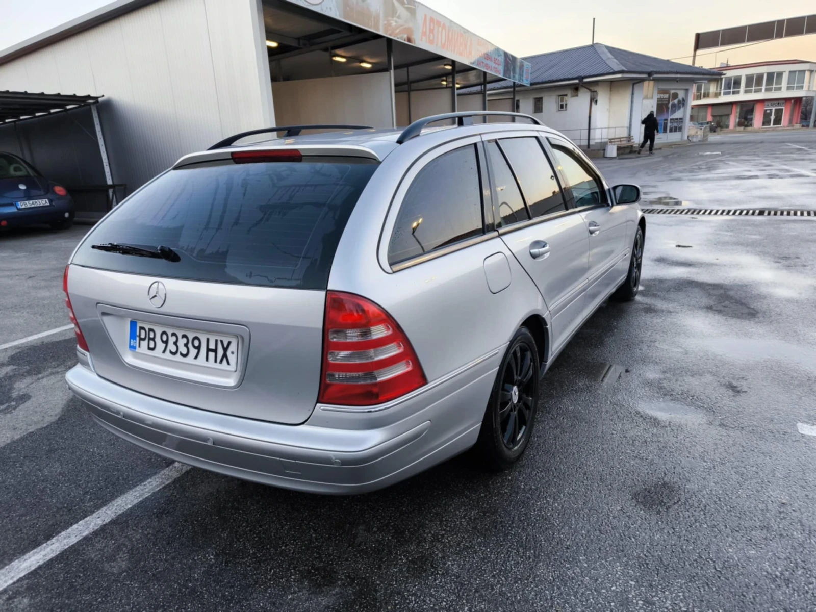 Mercedes-Benz C 180  - изображение 6
