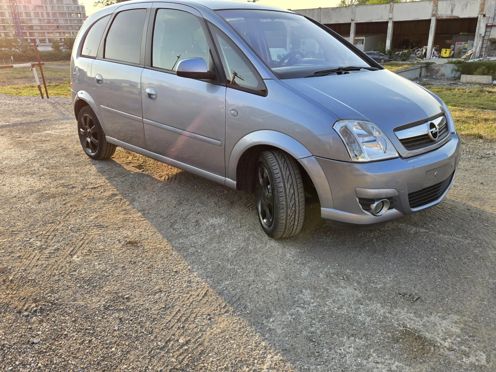 Opel Meriva 1.4i 16V - изображение 4