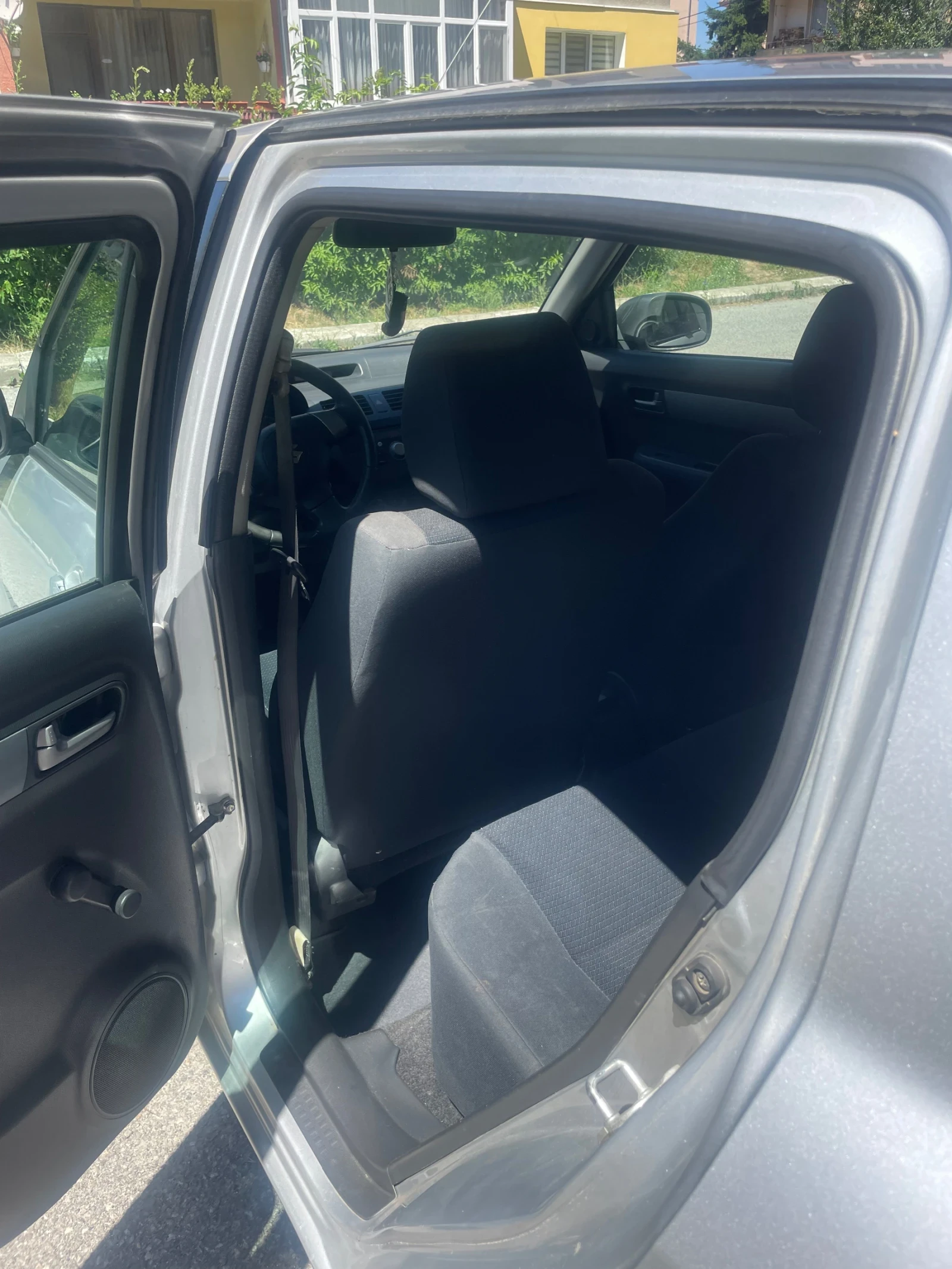 Suzuki Swift 1.3 - изображение 7
