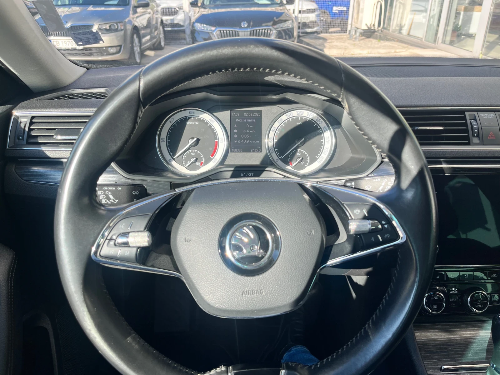 Skoda Superb 2.0TDI 7DSG  - изображение 7