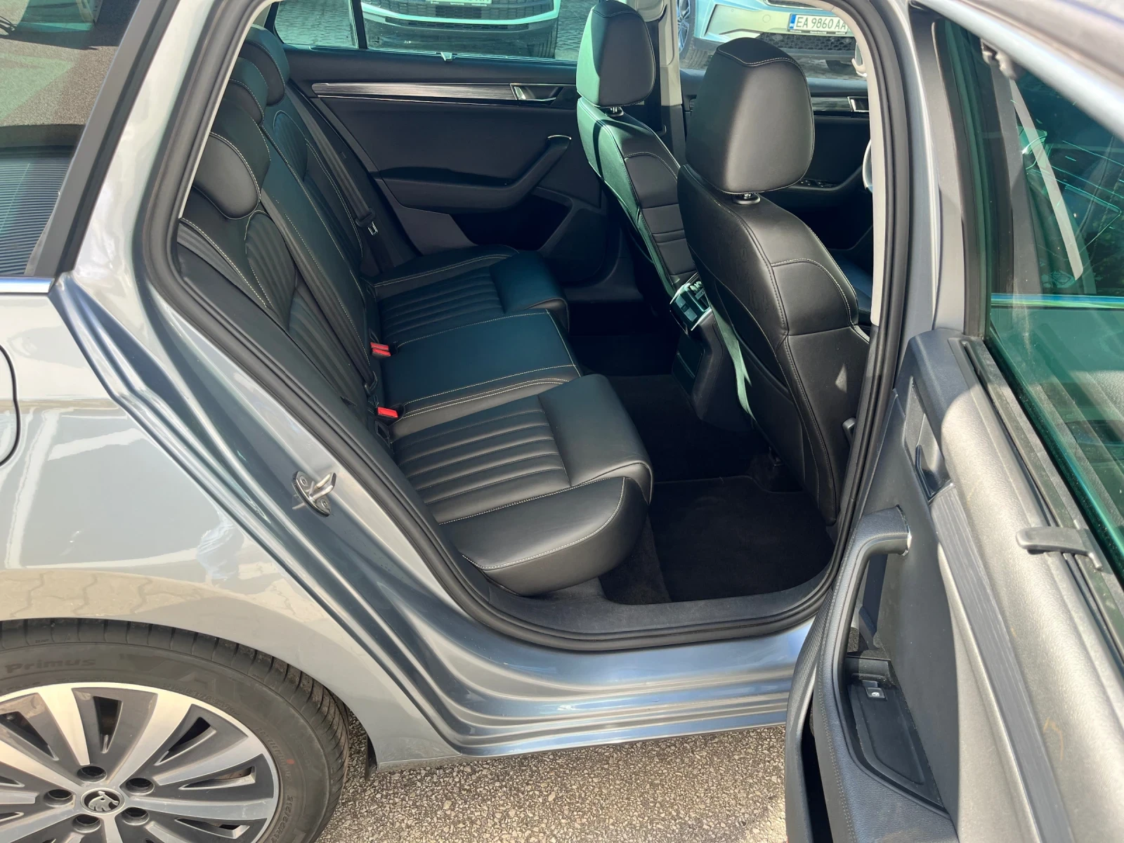 Skoda Superb 2.0TDI 7DSG  - изображение 8
