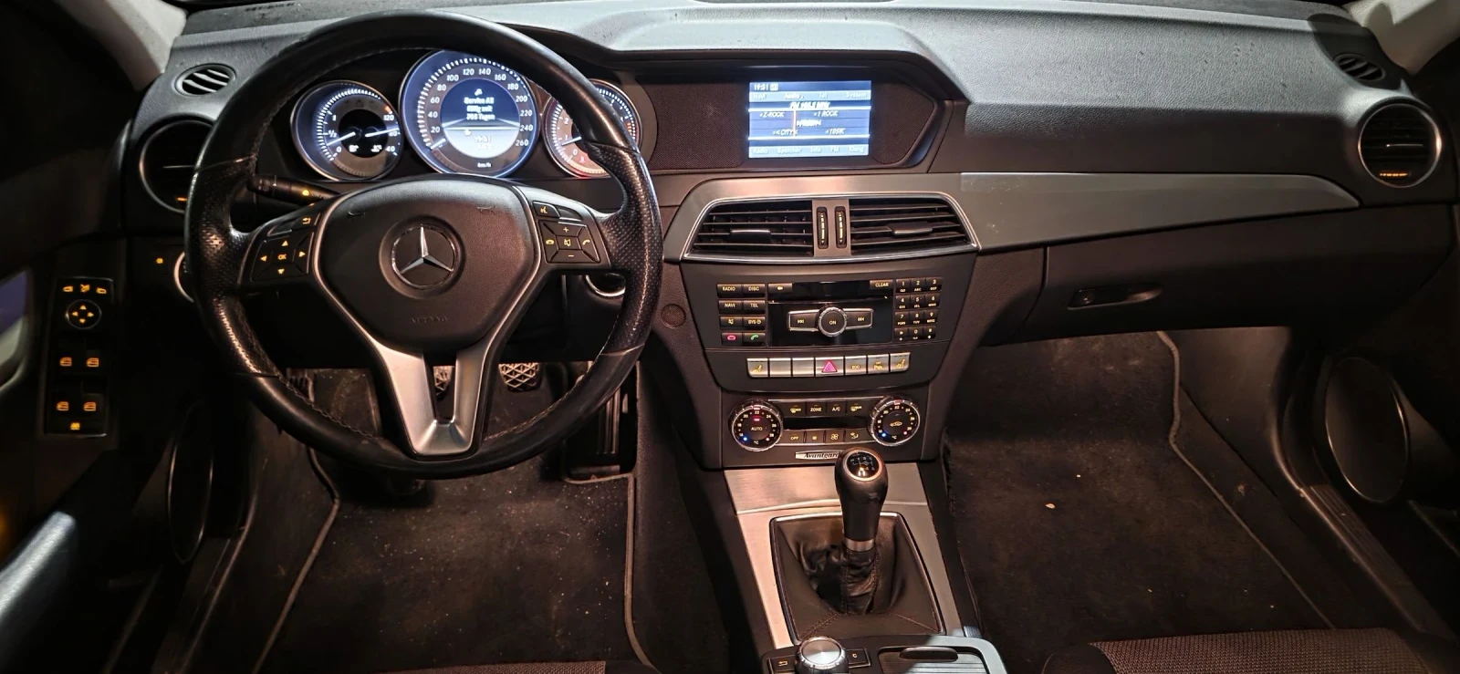 Mercedes-Benz C 200 Avantgarde  - изображение 10