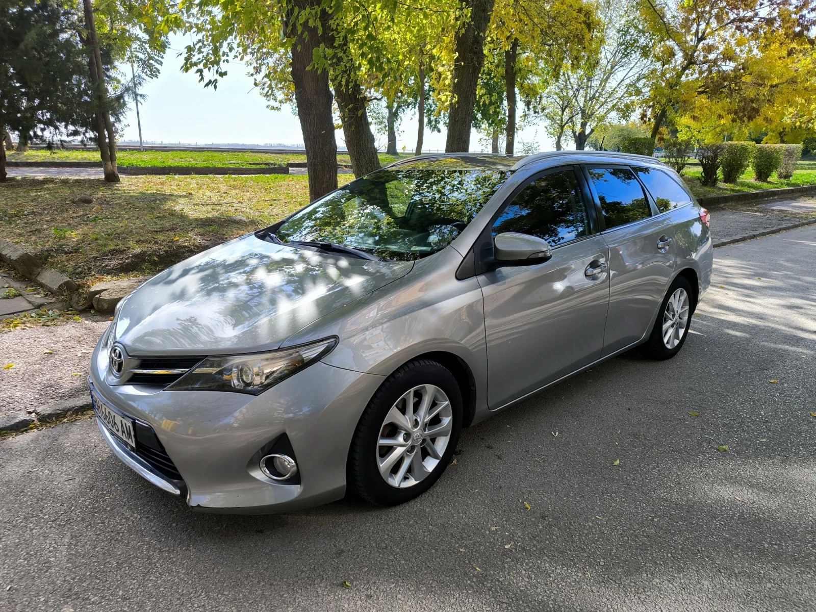 Toyota Auris 2.0. D4D - изображение 2