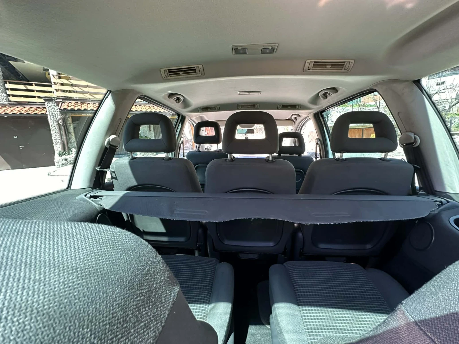 VW Sharan 1.9 TDI , снимка 12 - Автомобили и джипове - 54295369