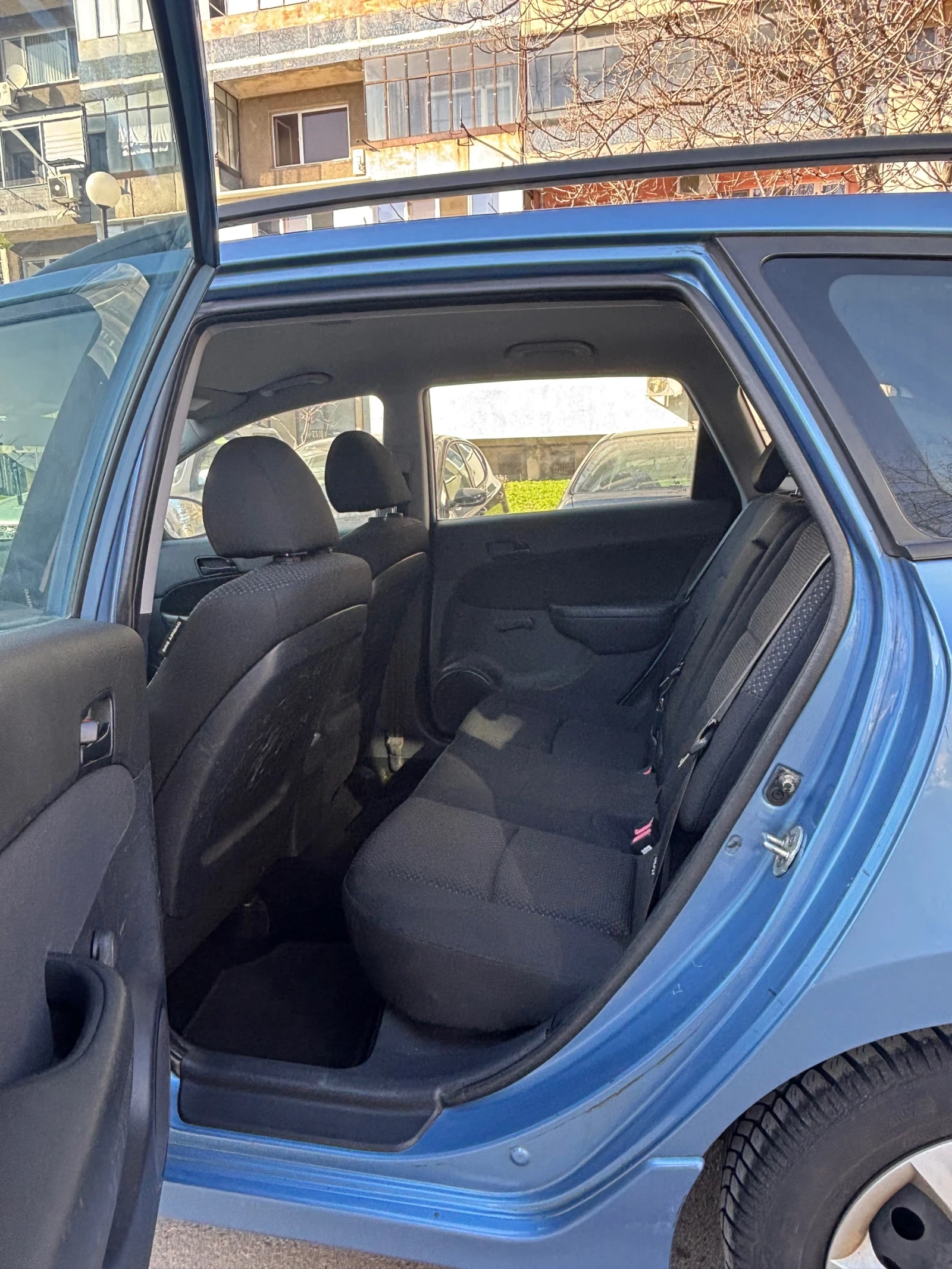 Hyundai I30 1.6CRDi/116/FACELiFT, снимка 5 - Автомобили и джипове - 54314340