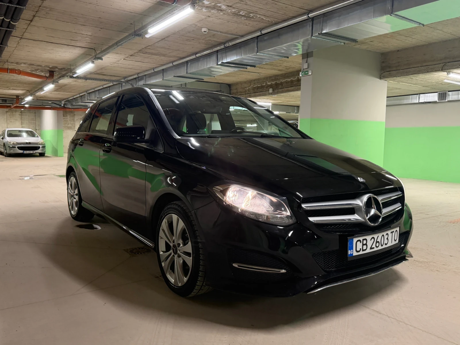 Mercedes-Benz B 180 Face, снимка 2 - Автомобили и джипове - 54424531