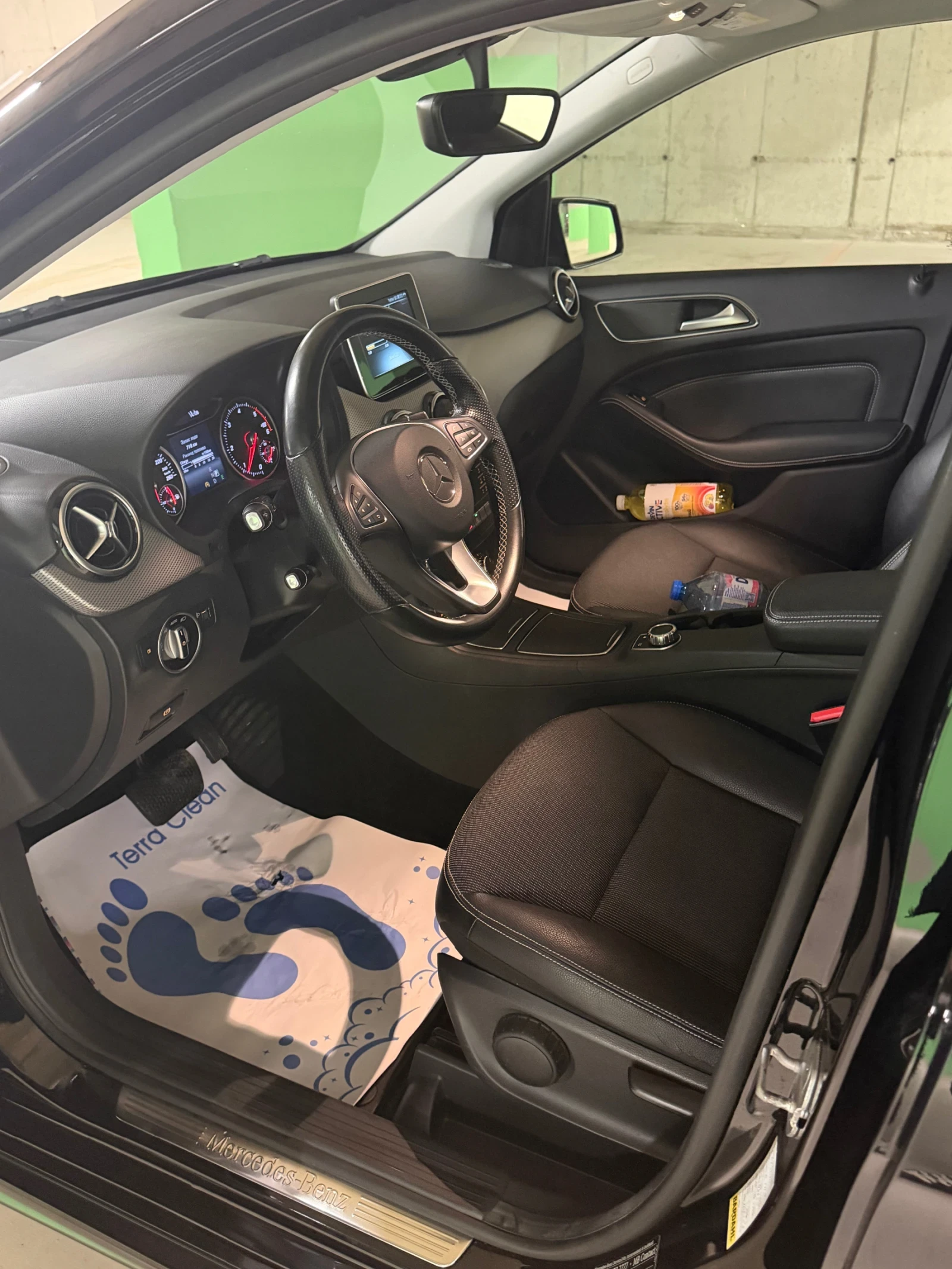 Mercedes-Benz B 180 Face, снимка 6 - Автомобили и джипове - 54424531
