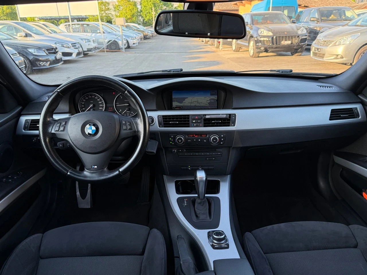BMW 320, снимка 10 - Автомобили и джипове - 54411789