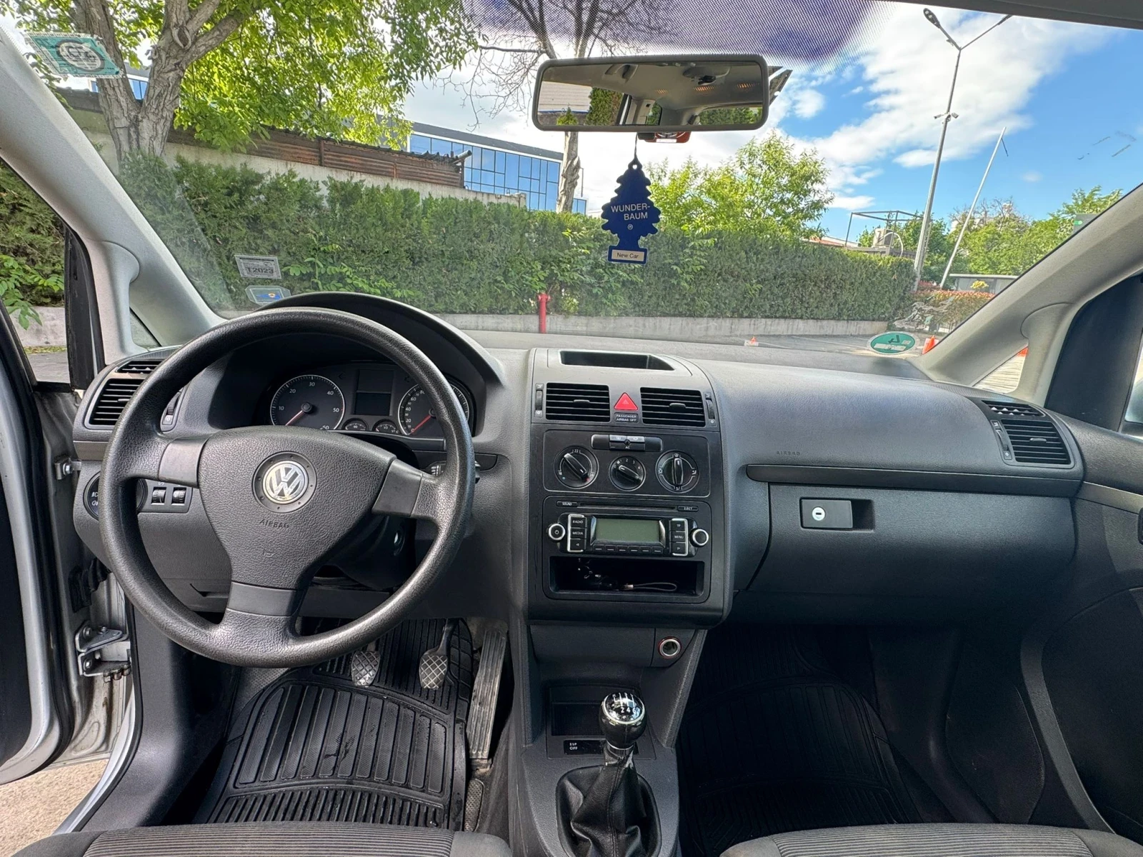VW Touran 1.900, снимка 7 - Автомобили и джипове - 54605178