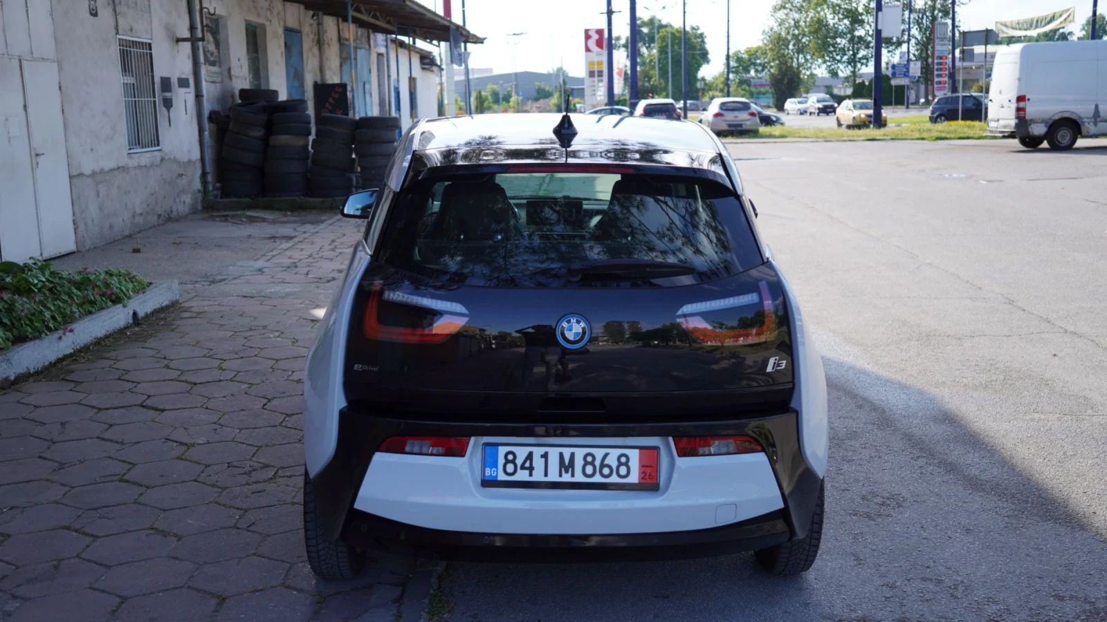 BMW i3 BMW I3/94A/33KW= 200км= 2, 50ЕURO, снимка 3 - Автомобили и джипове - 54630598