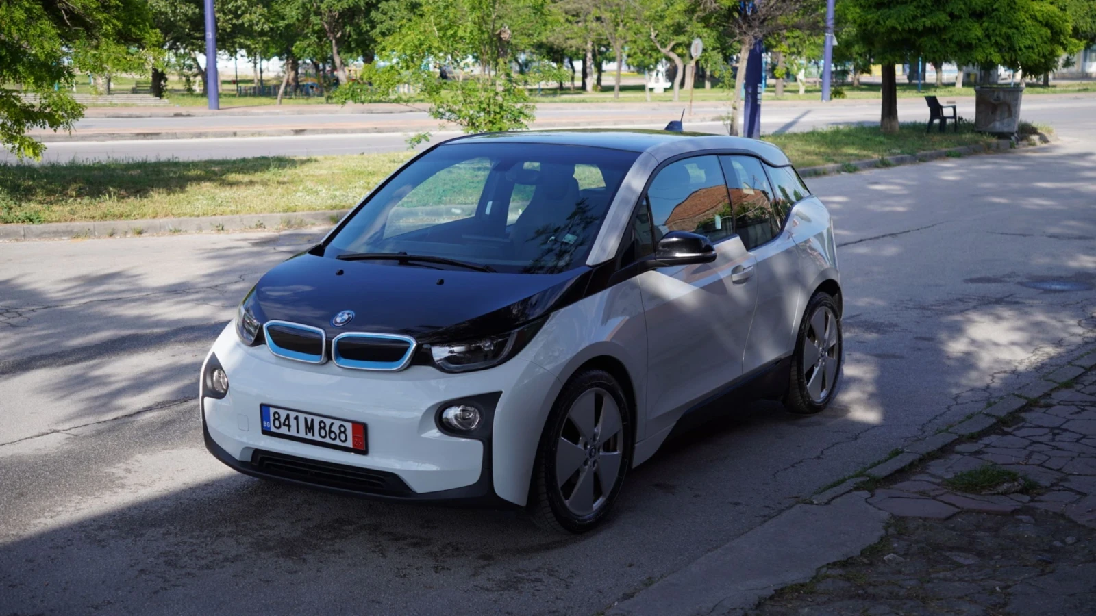 BMW i3 BMW I3/94A/33KW= 200км= 2, 50ЕURO, снимка 8 - Автомобили и джипове - 54630598