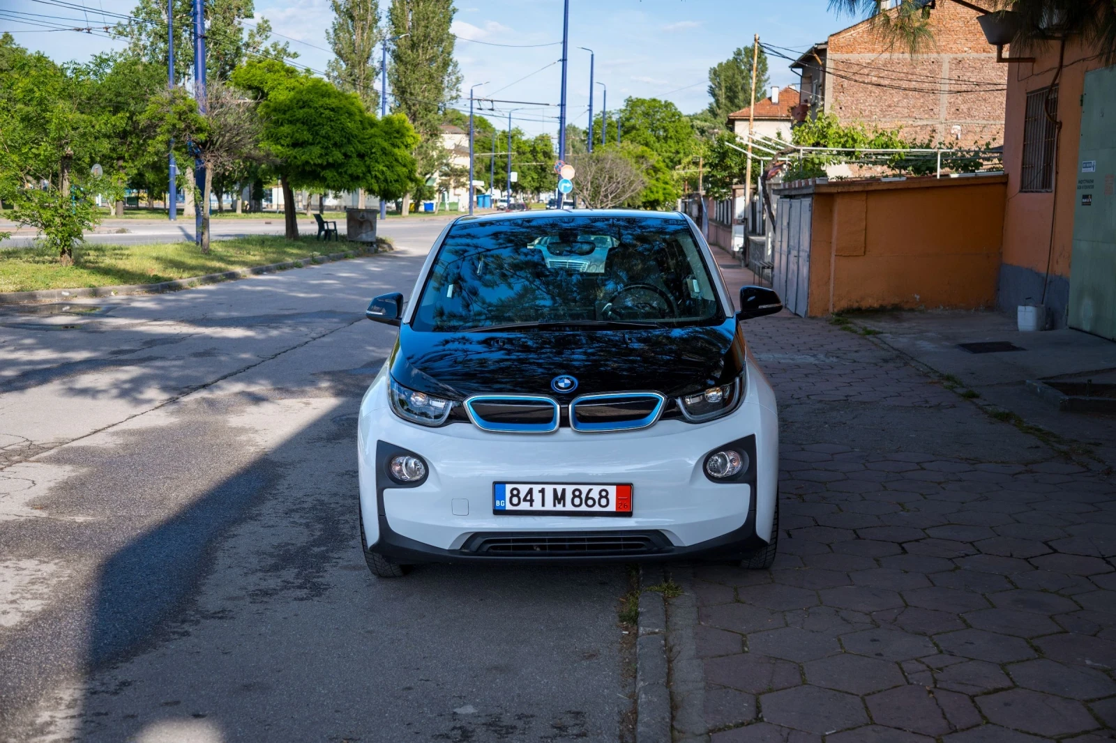 BMW i3 BMW I3/94A/33KW= 200км= 2, 50ЕURO, снимка 2 - Автомобили и джипове - 54630598