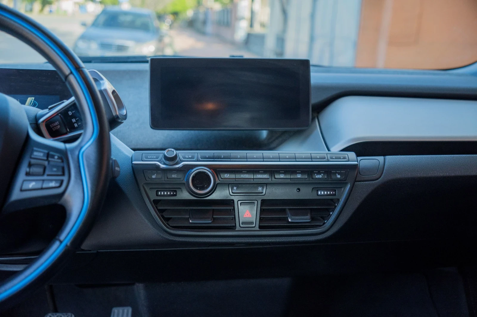 BMW i3 BMW I3/94A/33KW= 200км= 2, 50ЕURO, снимка 15 - Автомобили и джипове - 54630598