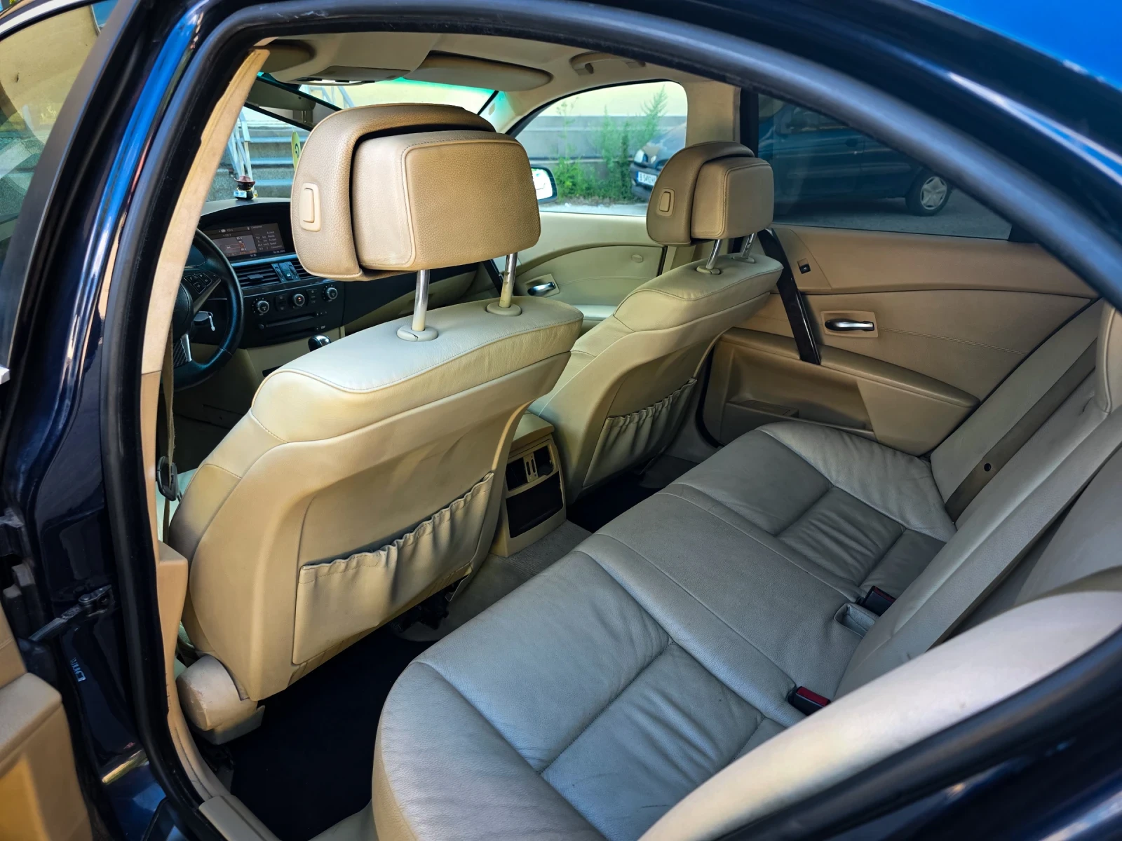 BMW 530 d= M-Packet= , снимка 9 - Автомобили и джипове - 54932041