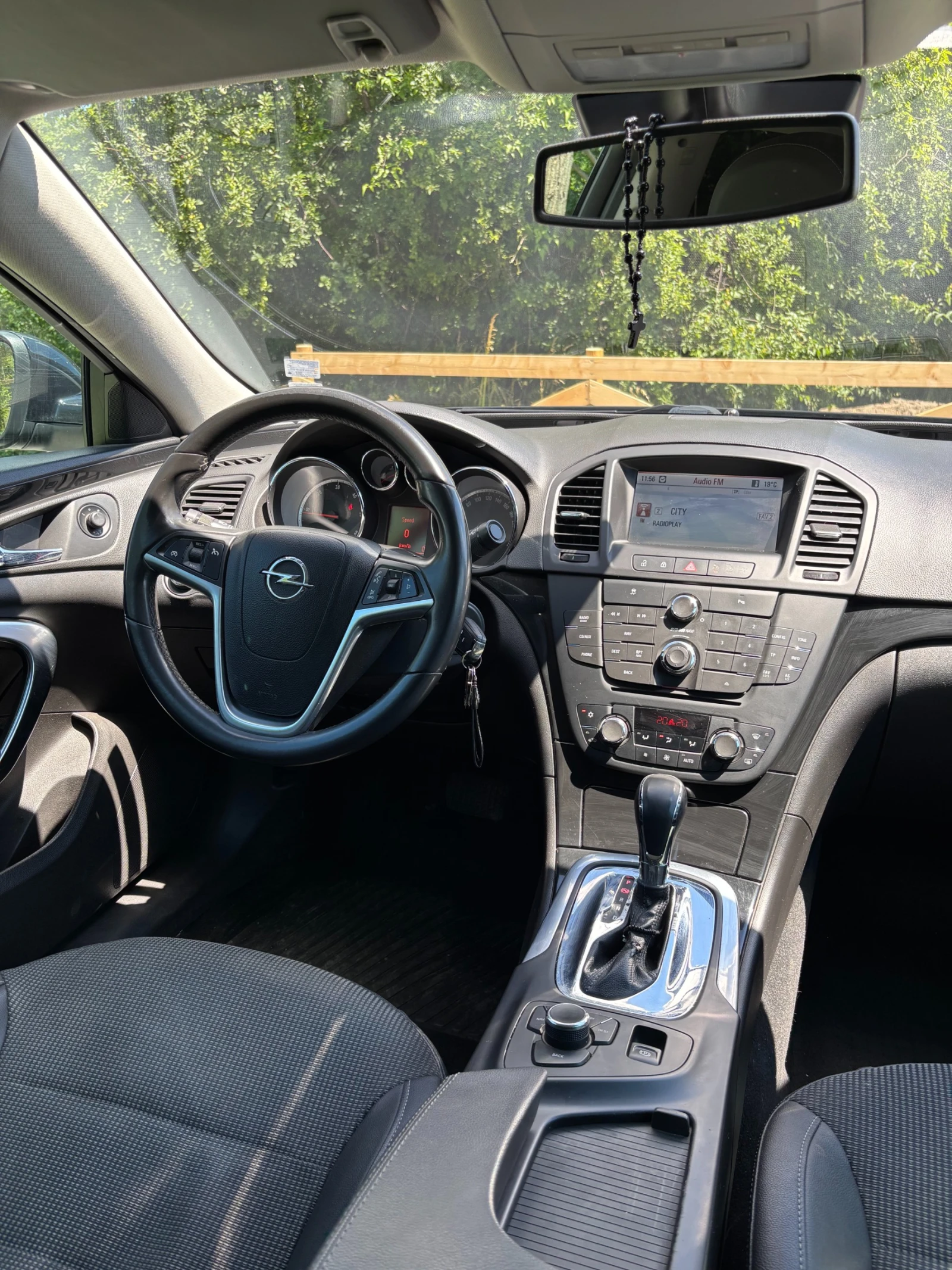 Opel Insignia 2.0 CDTI, снимка 7 - Автомобили и джипове - 54989642