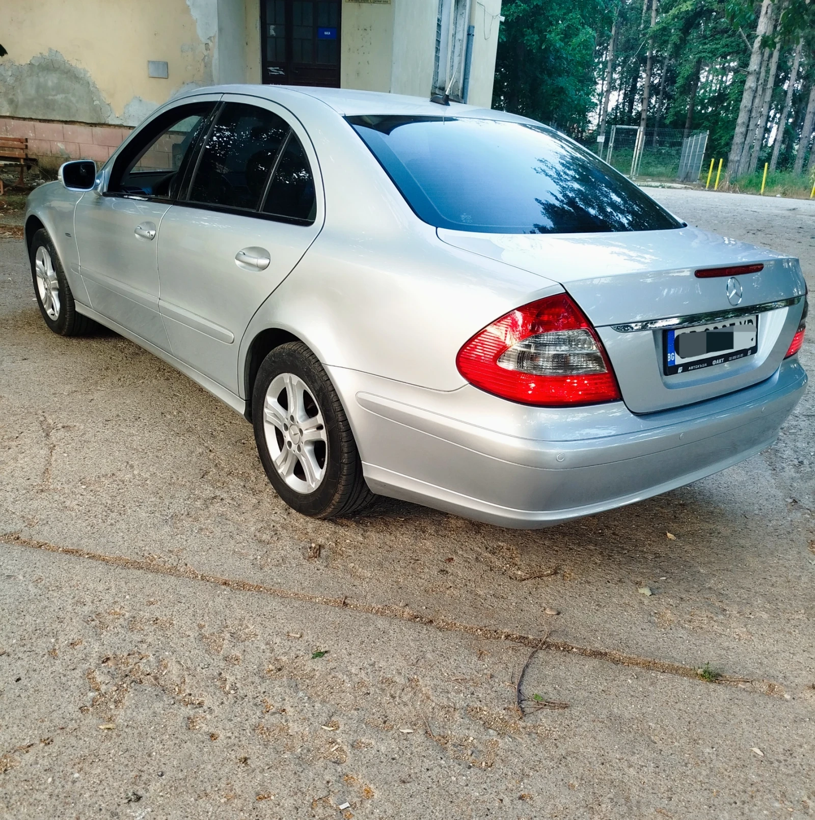 Mercedes-Benz E 200 Kompressor , снимка 5 - Автомобили и джипове - 55066137