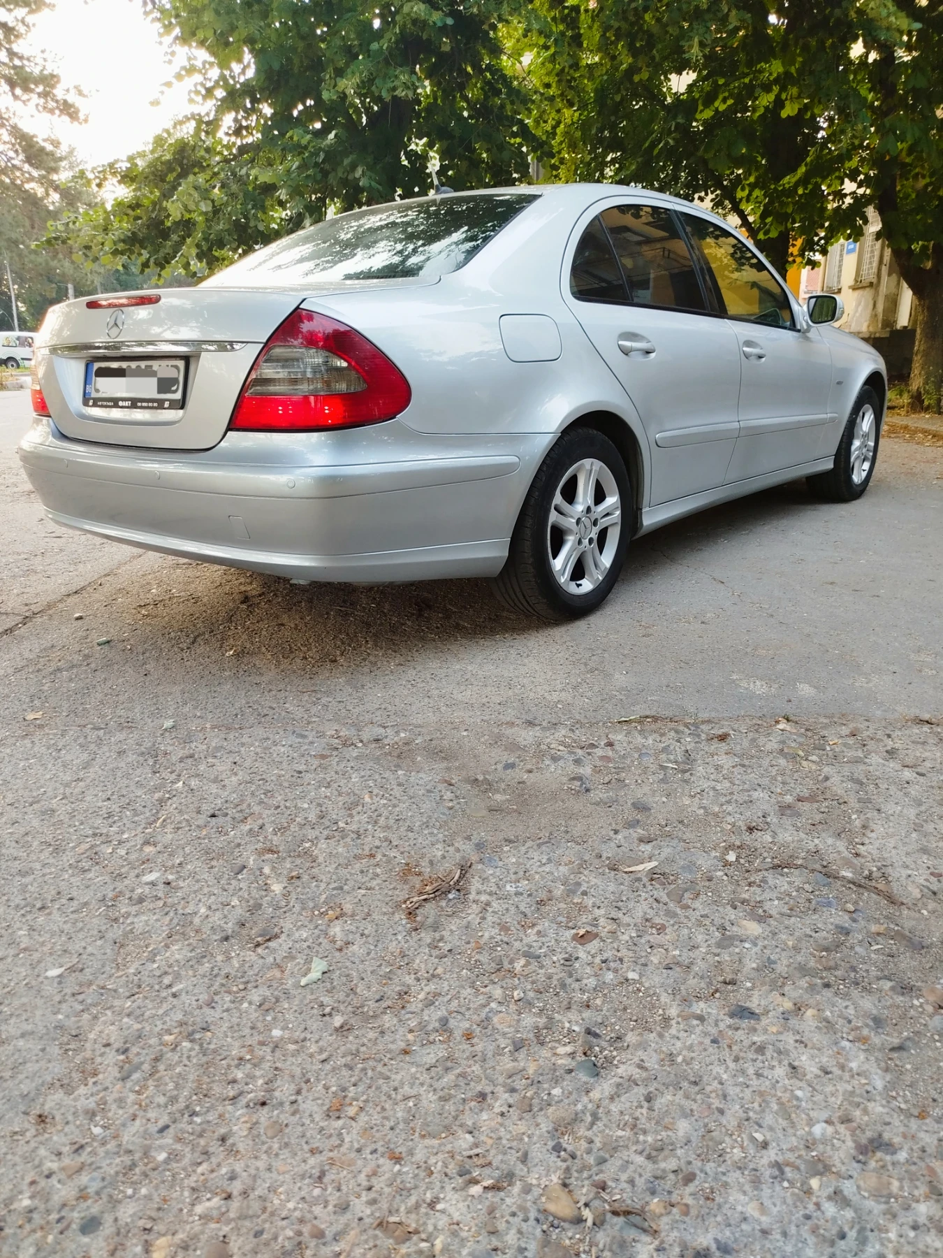 Mercedes-Benz E 200 Kompressor , снимка 4 - Автомобили и джипове - 55066137