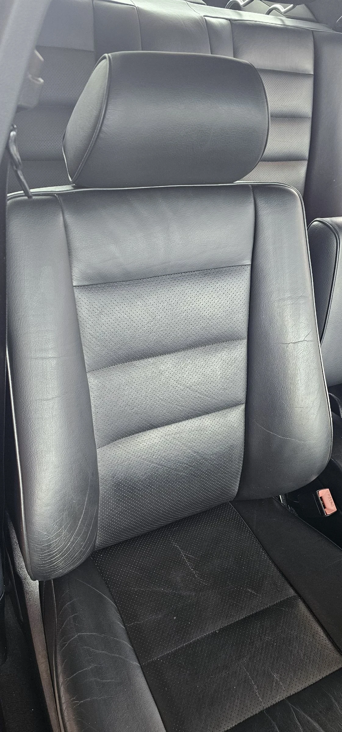 Mercedes-Benz E 200 E 200 136кс, снимка 15 - Автомобили и джипове - 55165331