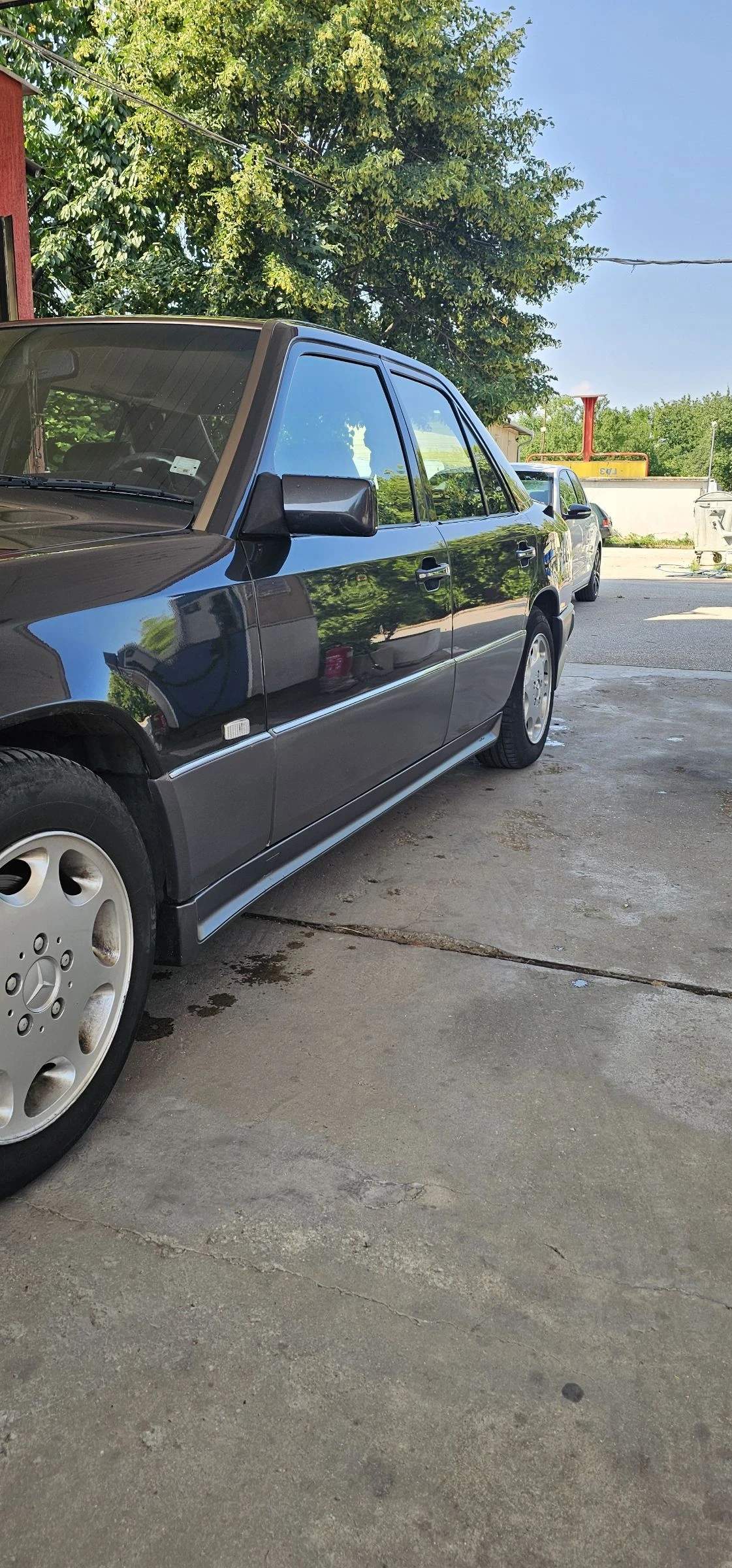 Mercedes-Benz E 200 E 200 136кс, снимка 4 - Автомобили и джипове - 55165331