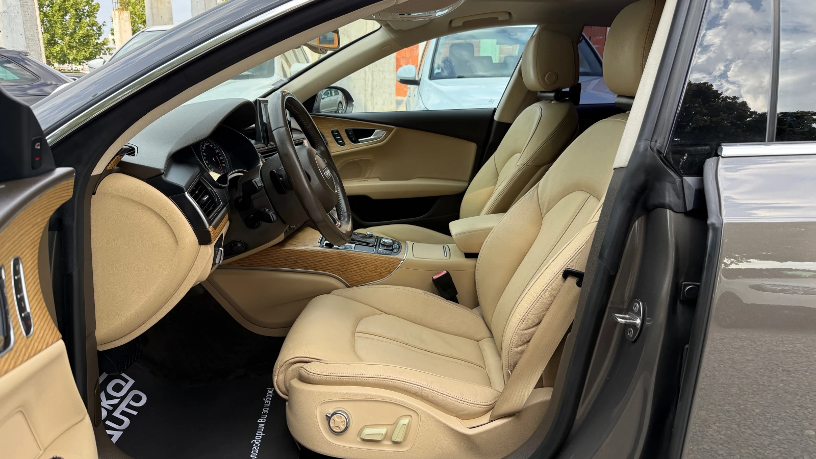 Audi A7 3.0TDI/ZF8/СЕРВИЗНА ИСТОРИЯ В AUDI/, снимка 8 - Автомобили и джипове - 55338926