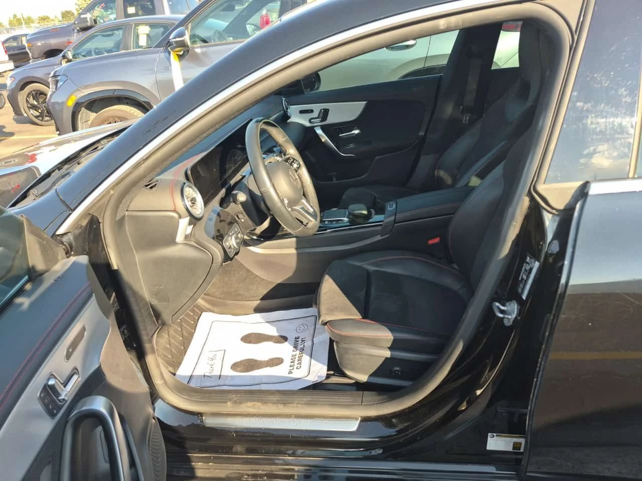 Mercedes-Benz CLA 250 АМГ ПАКЕТ/CARFAX/ПАНОРАМА/ПОДГРЕВ/НАВИ/ПАМЕТ, снимка 5 - Автомобили и джипове - 55534893
