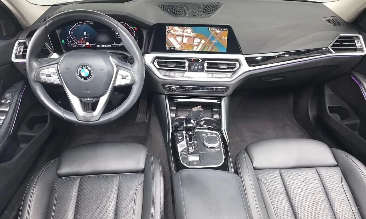 BMW 320 i / БЕЗПЛАТНА ИНСПЕКЦИЯ /  АВТОКРЕДИТ , снимка 7 - Автомобили и джипове - 55569437