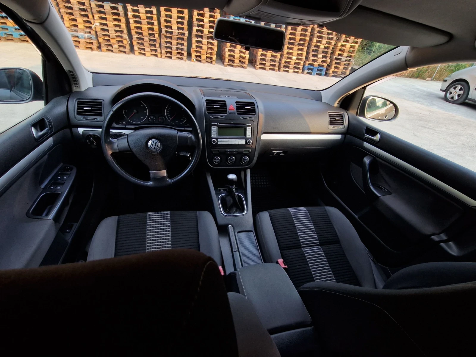 VW Golf 1.9TDI 90к.с., снимка 7 - Автомобили и джипове - 55829533