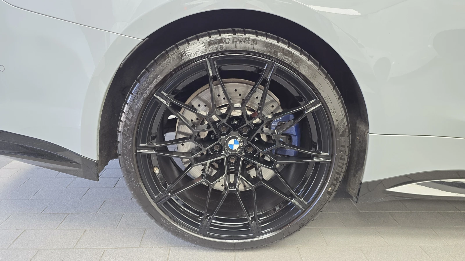 BMW M4 ЕЛ. БАГАЖНИК* 360* HUD* BLIND SPOT* КРАЙНА ЦЕНА, снимка 5 - Автомобили и джипове - 56201547
