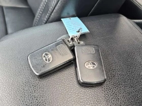 Toyota Tacoma PANO| ПОДГРЕВИ| LANE ASSIST| 2 КЛЮЧА| , снимка 16