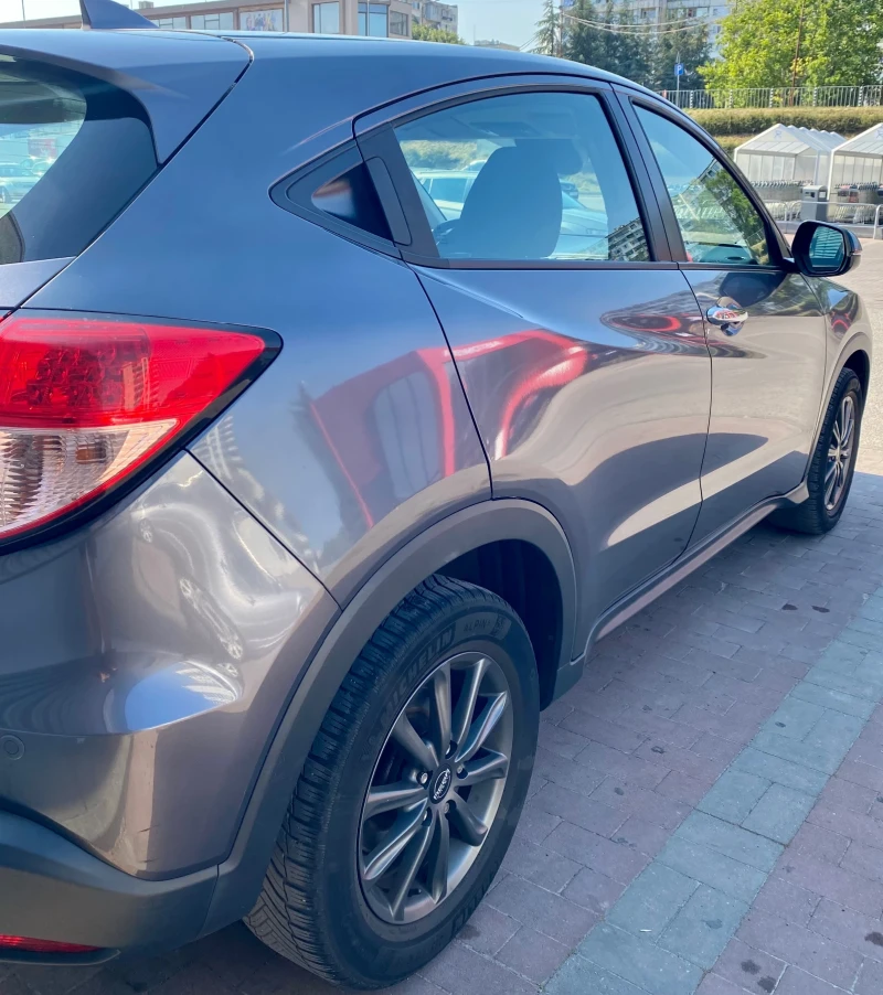 Honda Hr-v Elegance , снимка 3 - Автомобили и джипове - 51430485