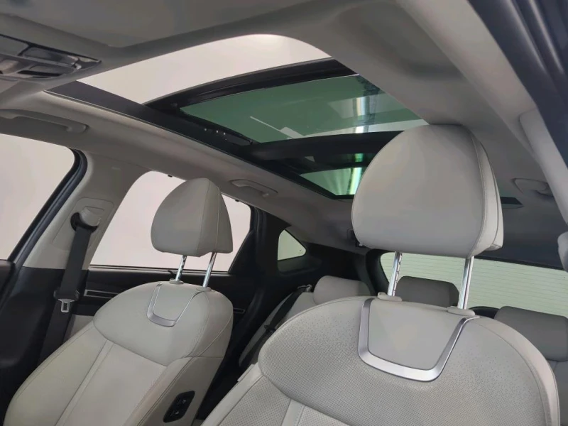 Hyundai Tucson 1.6 T-GDI Premium, снимка 8 - Автомобили и джипове - 52490188