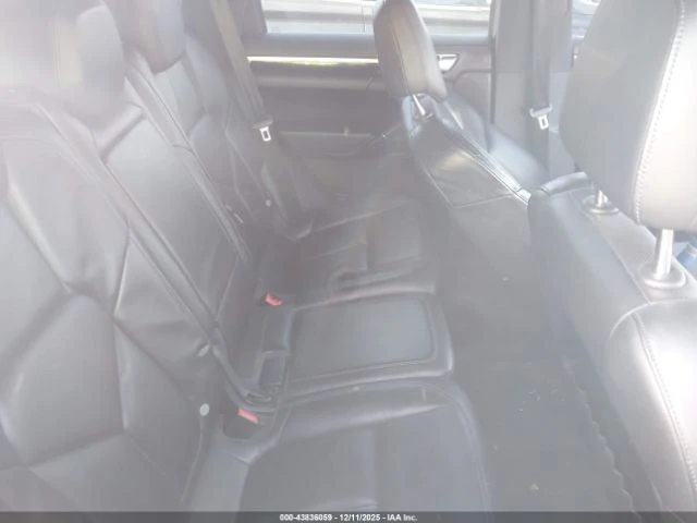 Porsche Cayenne  - изображение 6