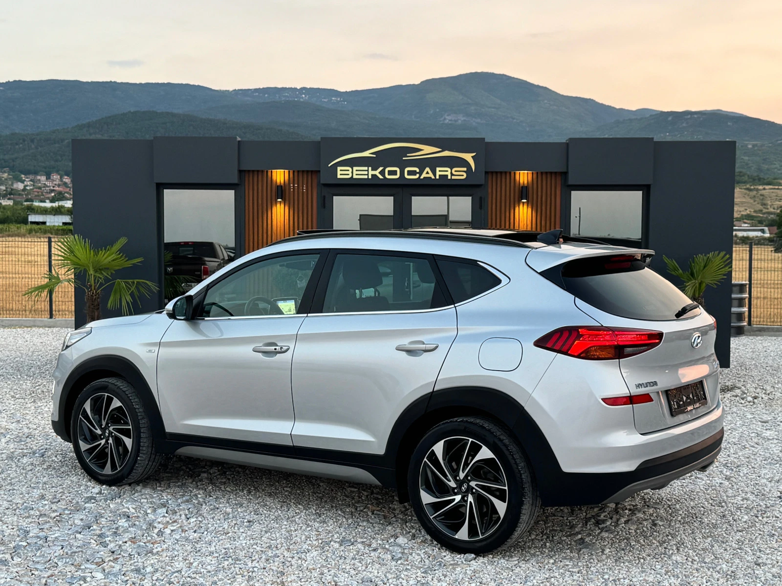 Hyundai Tucson Нов внос 4х4 - изображение 7