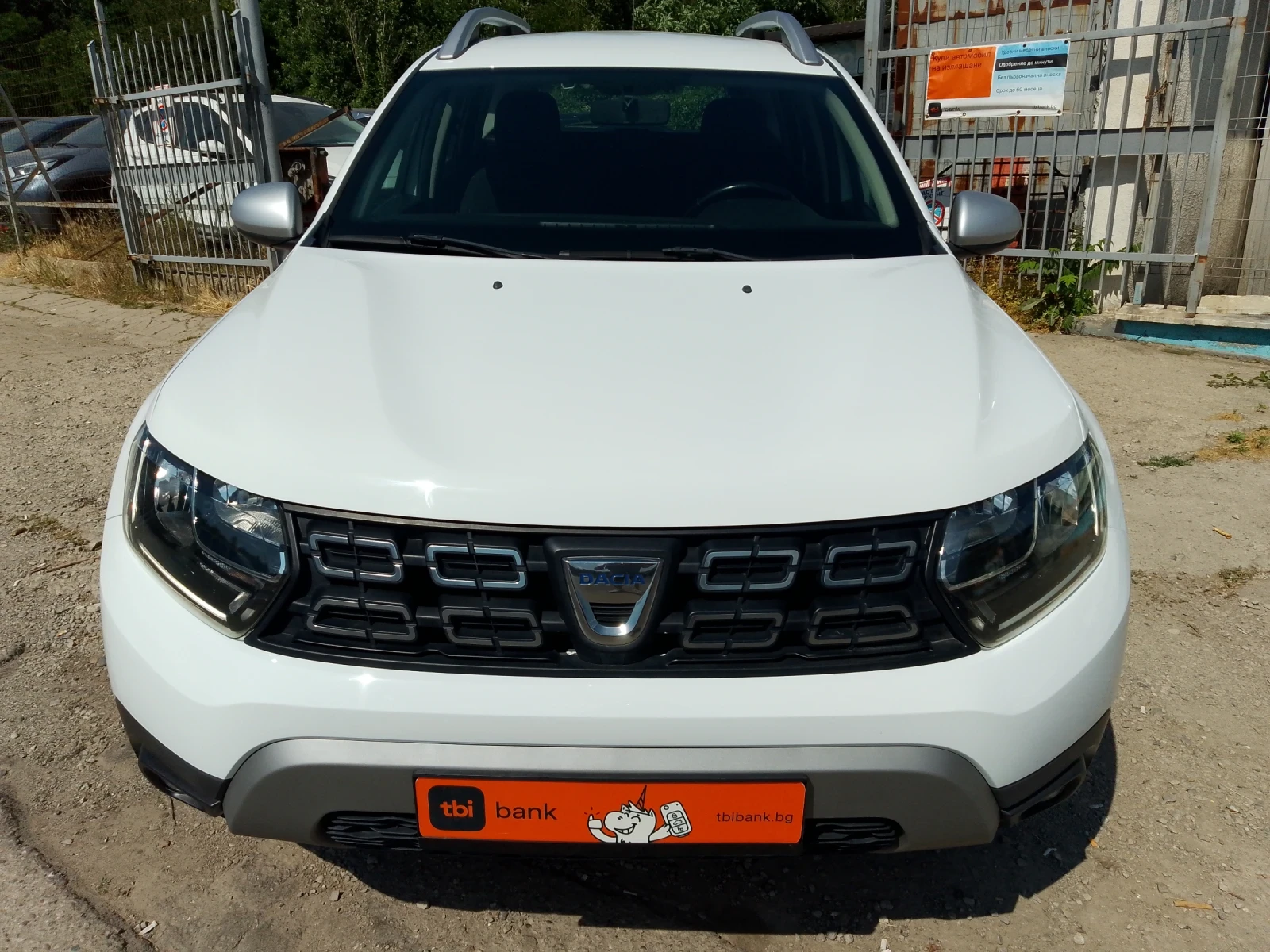 Dacia Duster 1.5 Blue DCI/4x4/NAVI/ОБСЛУЖЕНА - изображение 2
