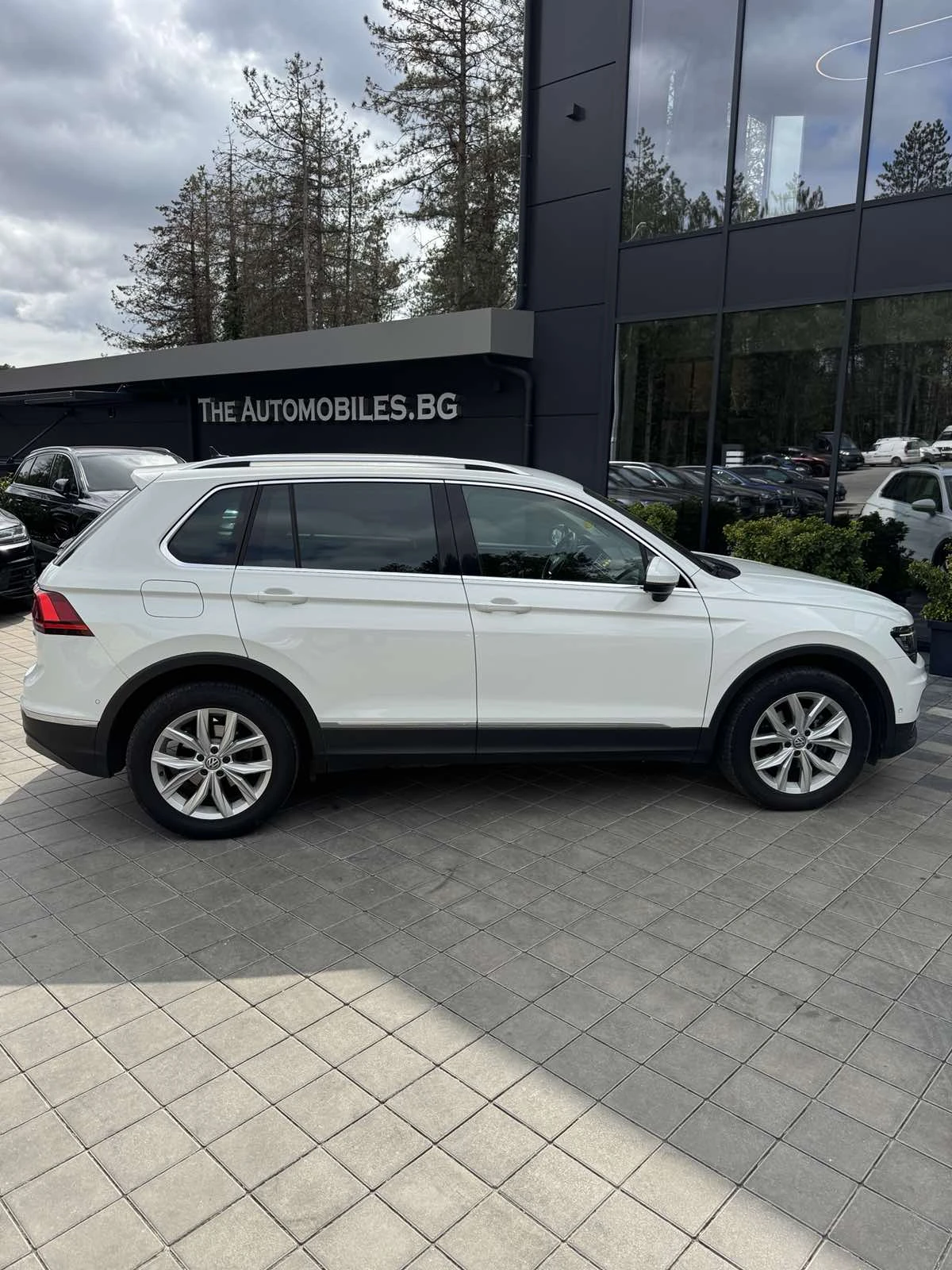 VW Tiguan  - изображение 8