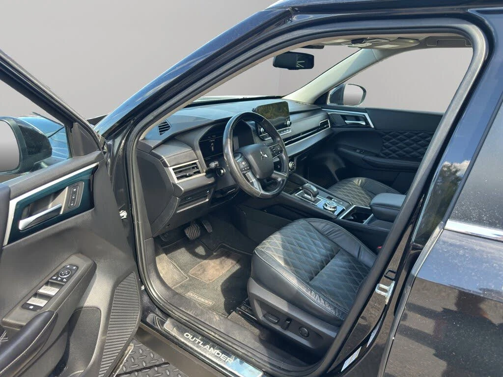 Mitsubishi Outlander SEL S-AWC* ПАНО* 360* 6+ 1 - изображение 6