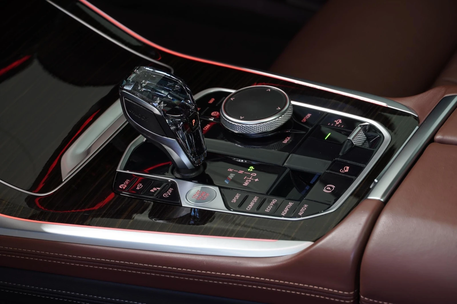 BMW X7 M-Sport xDrive - изображение 8