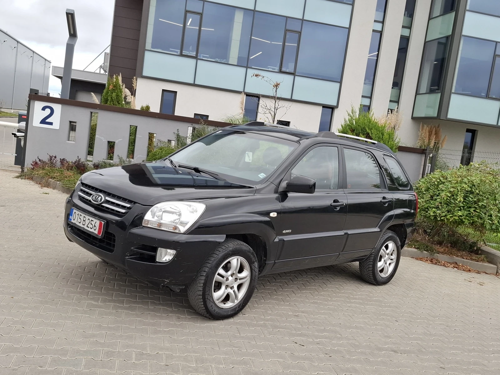 Kia Sportage 2.0i* (141кс)* * FACELIFT* НОВ ВНОС*  - изображение 9