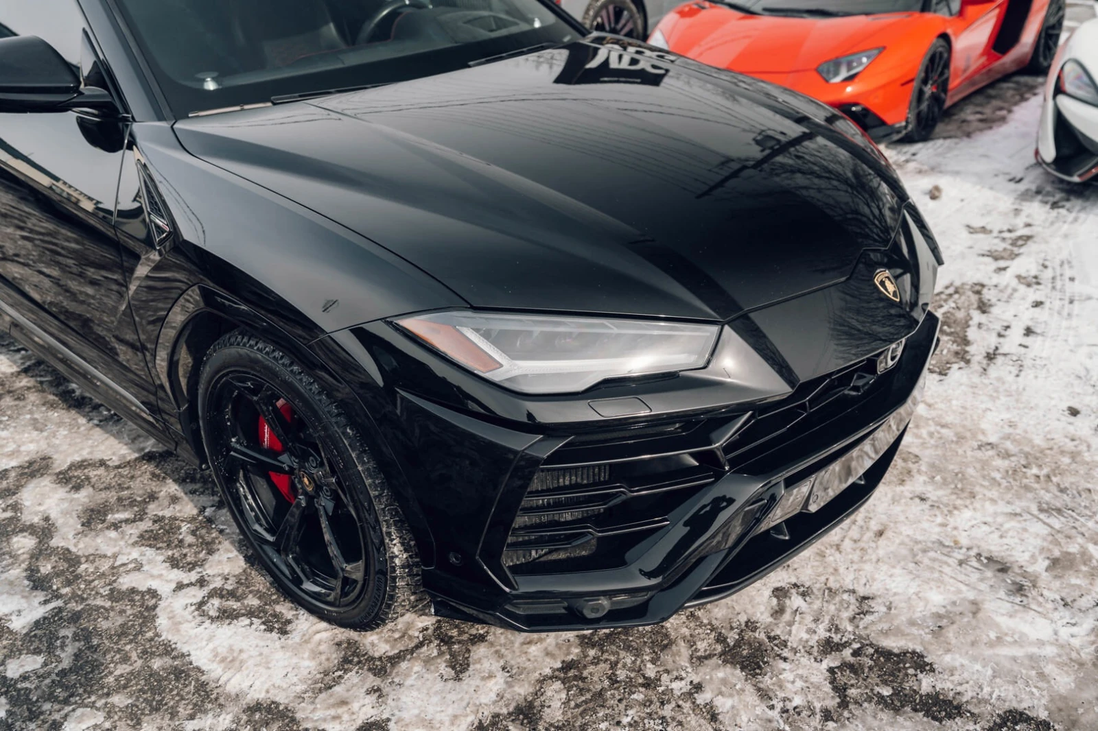 Lamborghini Urus С РЕГИСТРАЦИЯ & АВТО КРЕДИТ, снимка 2 - Автомобили и джипове - 53751016