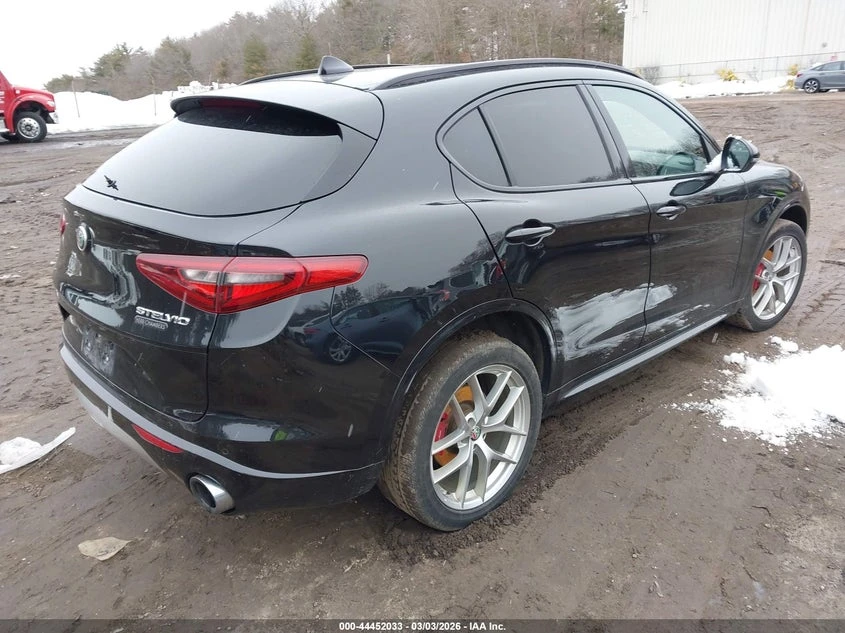 Alfa Romeo Stelvio 2.0l Ti Sport Awd, снимка 4 - Автомобили и джипове - 54185605