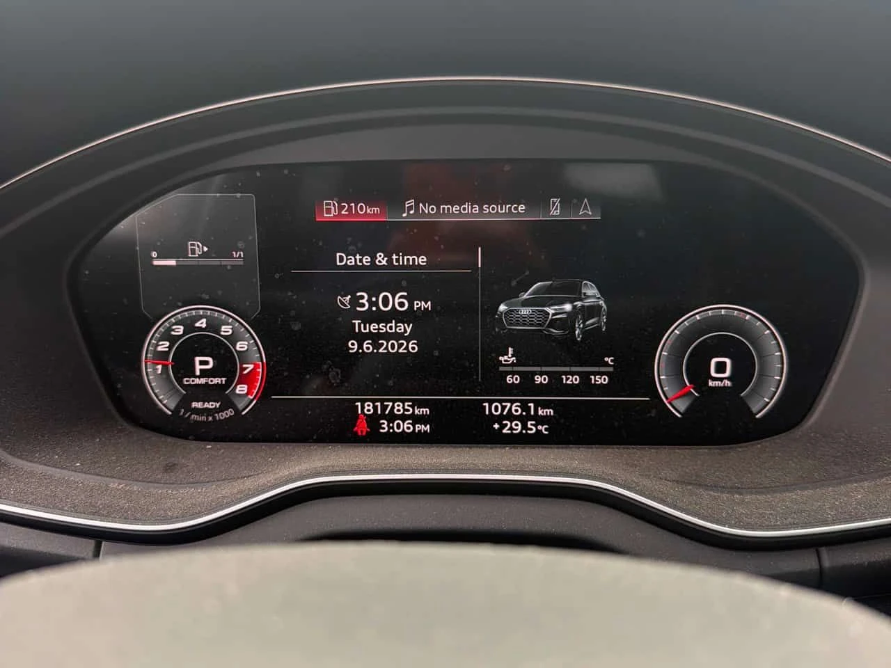 Audi Q5 Sportback/Progressiv/НАРДО/КЛИП/ПОДГРЕВ/ДИСТРОНИК/, снимка 8 - Автомобили и джипове - 54840892