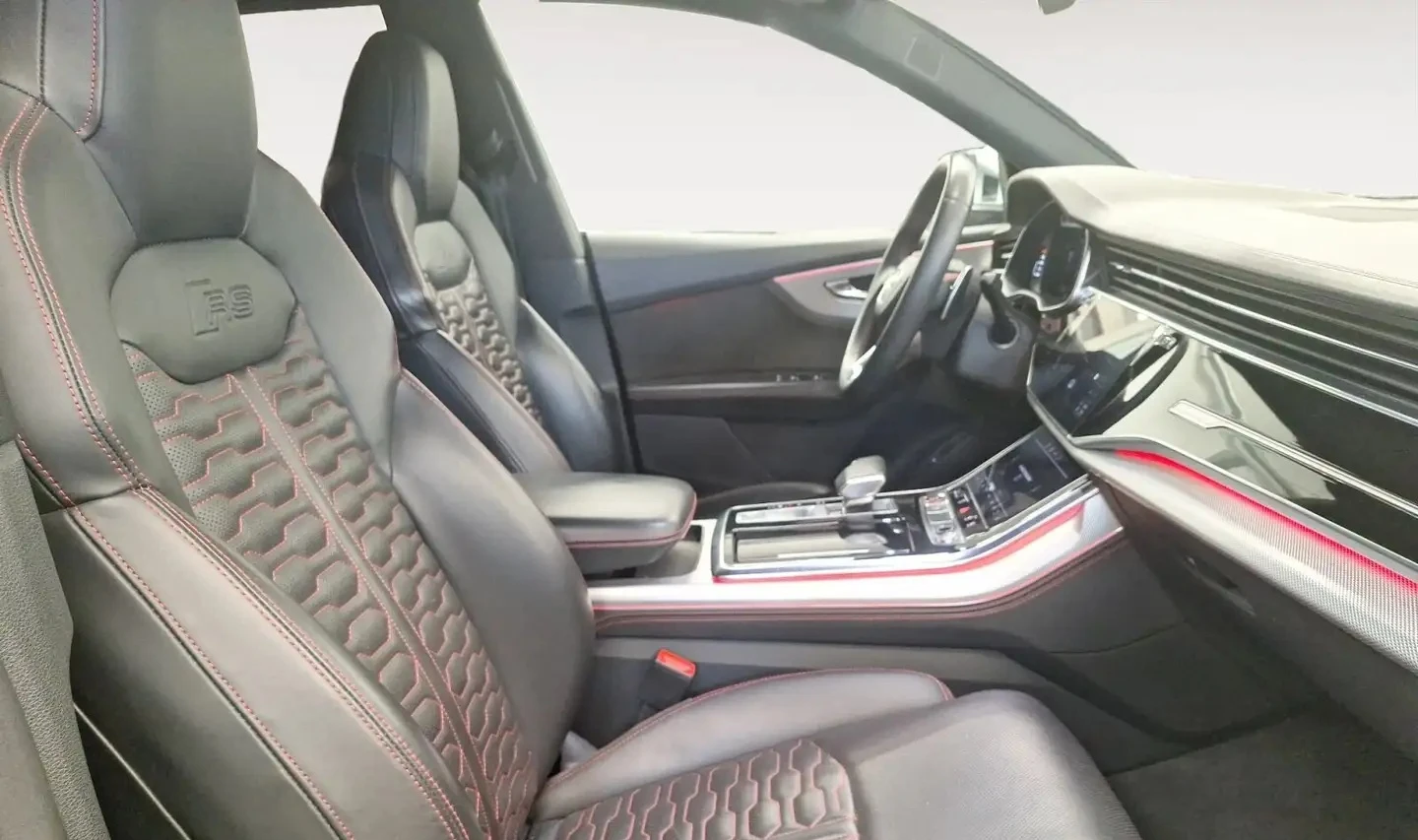 Audi RSQ8 4.0 V8 TFSI Quattro, снимка 7 - Автомобили и джипове - 55108664