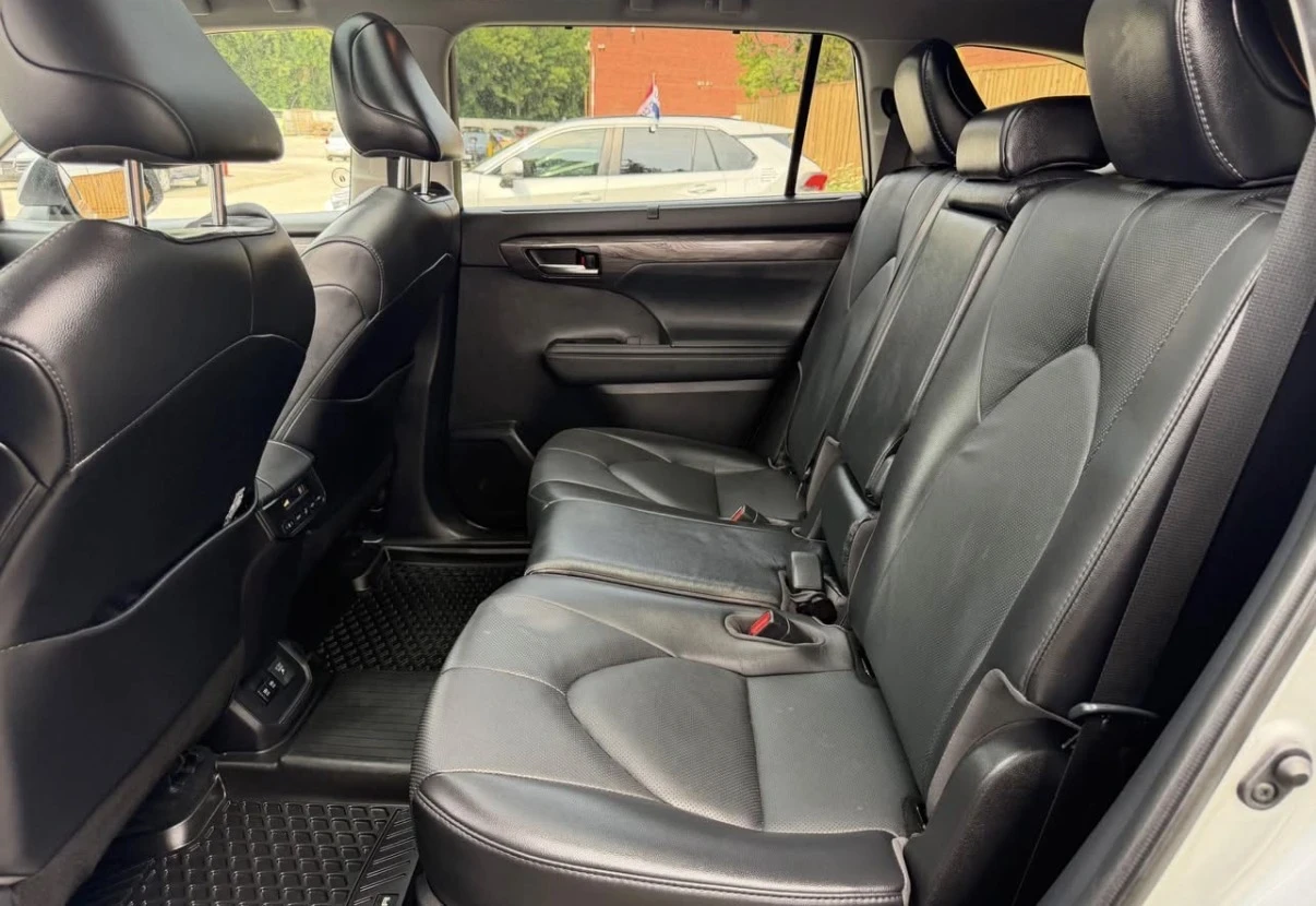 Toyota Highlander HYBRID LIMITED * БЕЗ ИНЦИДЕНТИ * 7+ 1 * AWD * , снимка 11 - Автомобили и джипове - 55335126