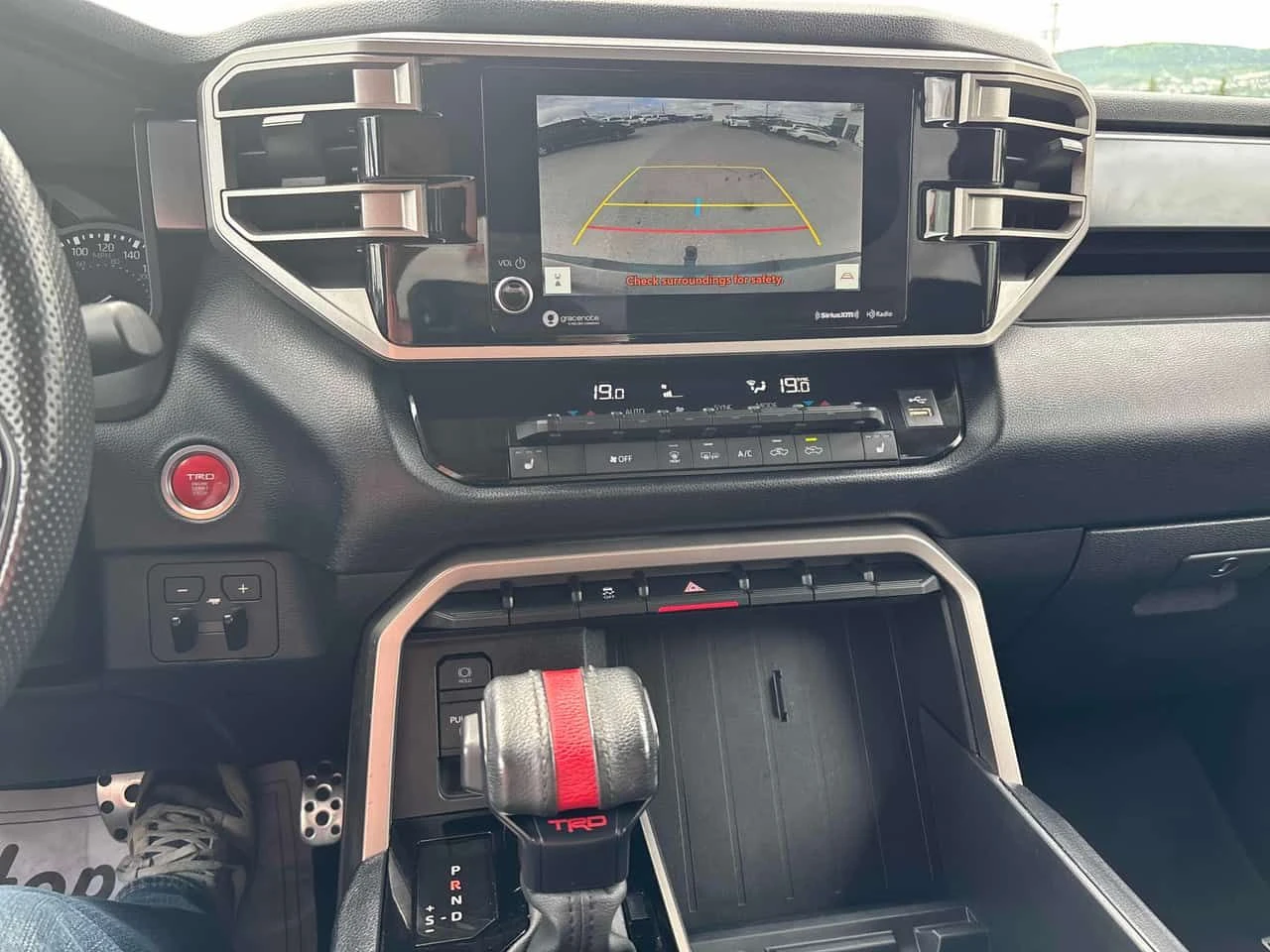 Toyota Tundra * 4x4 Crewmax * CARFAX * ��� ������������ ������ | Mobile.bg � ����������� 9